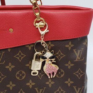 Authentic Louis Vuitton Lock & Key with unbranded Cat Bagcharm, Keycharm